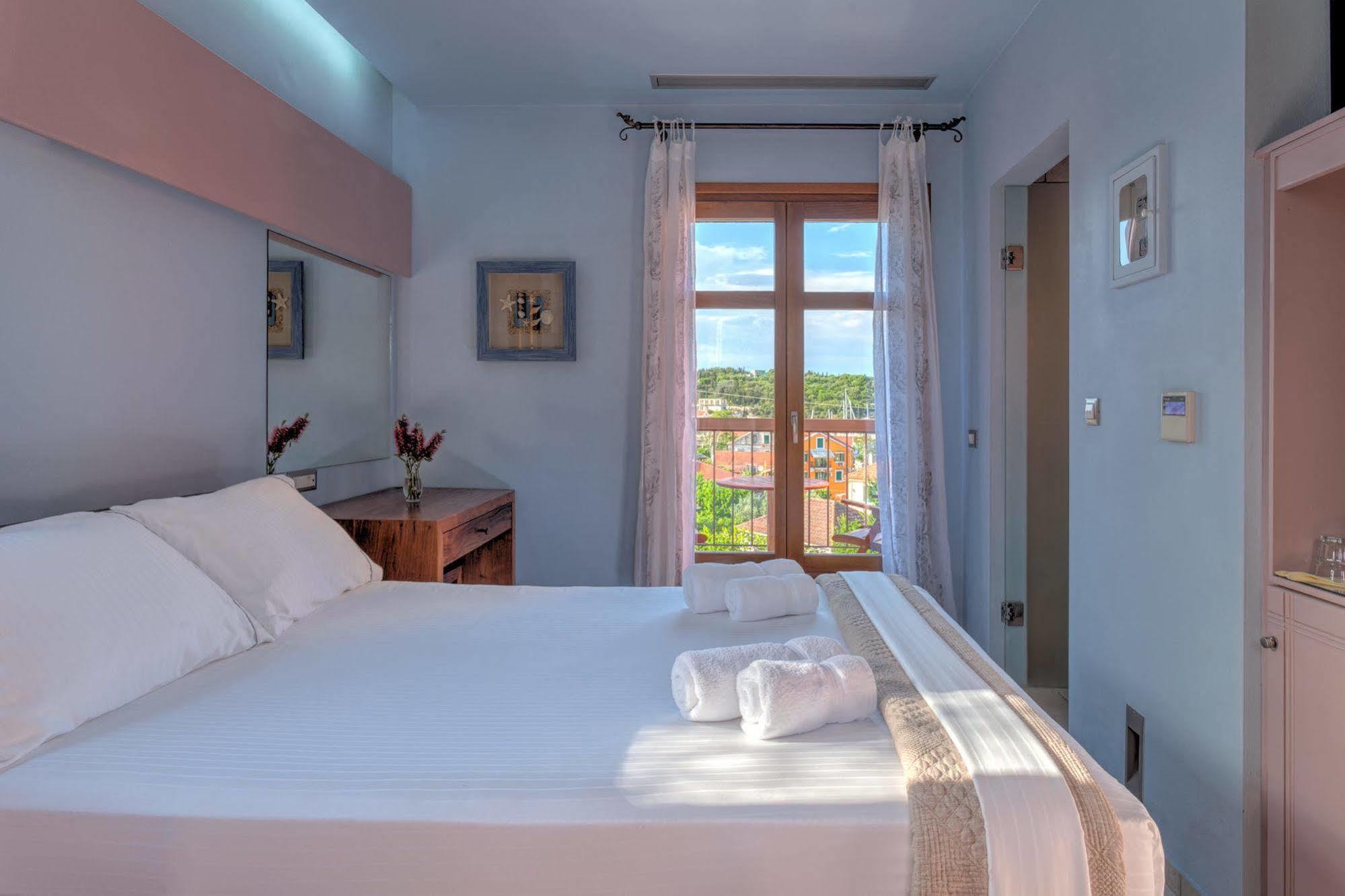 Fiscardo Bay Hotel Φισκάρδο Εξωτερικό φωτογραφία